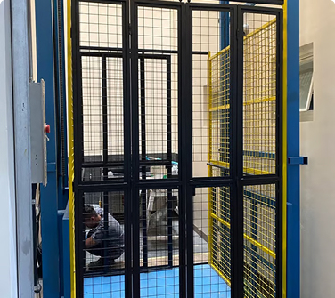 Cargo Lift
